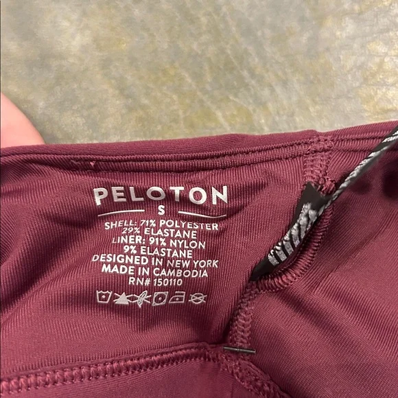 Peloton Cadent Strappy Y-Back Bra - Picture 3 of 3